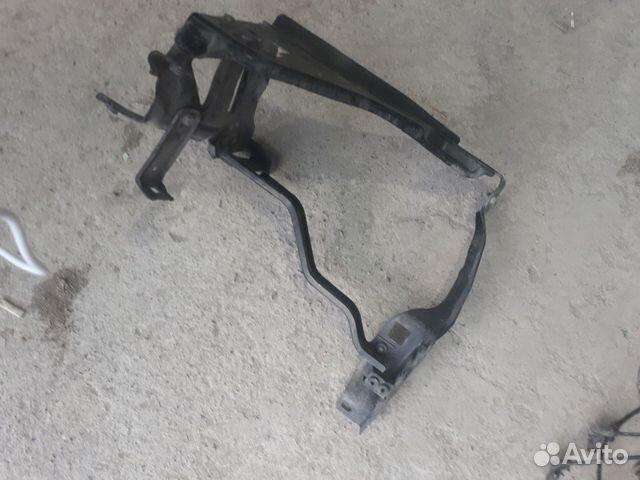 Рамка фары мерседес w207 clk Рамка фары мерседес w207 clk