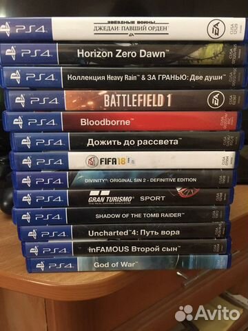 PS4 Pro 1TB + 13 дисков с играми
