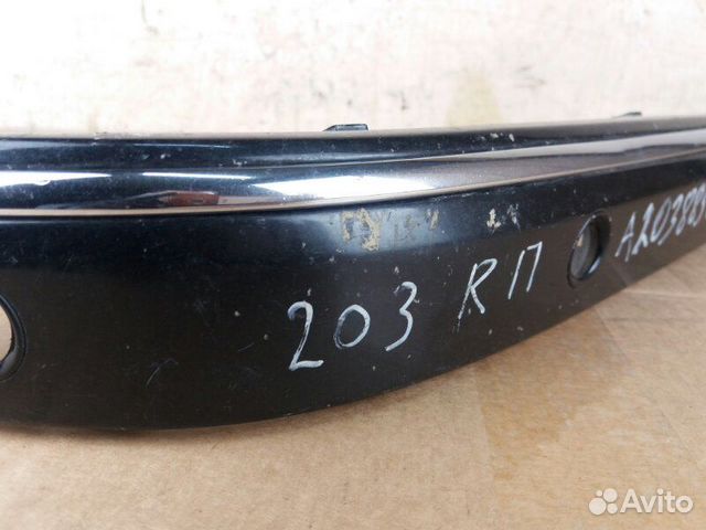 Молдинг переднего бампера передний левый Mercedes