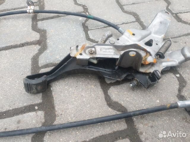 Стояночный тормоз Toyota Prius 20