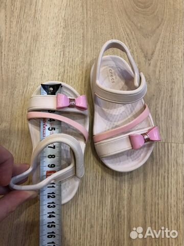 Босоножки crocs розовые Босоножки crocs розовые