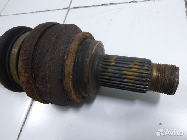 Полуось задняя BMW 5 серия E60 E61 Полуось задняя BMW 5 серия E60 E61