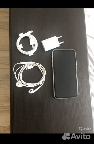 Телефон iPhone 11 128 гб Телефон iPhone 11 128 гб