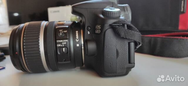 Зеркальный фотоаппарат Canon EOS 60D Зеркальный фотоаппарат Canon EOS 60D