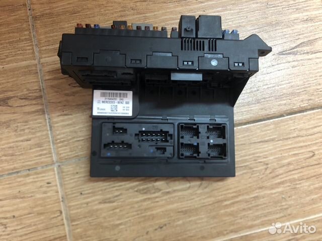 Блок предохранителей Mercedes W211