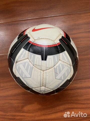 Футбольный мяч Nike Total 90 Ascente Футбольный мяч Nike Total 90 Ascente