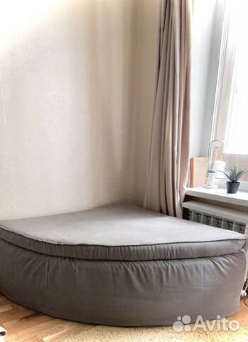 Диван полукруглый ручной работы Диван полукруглый ручной работы