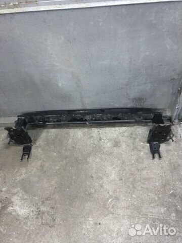 Усилитель переднего бампера туарег