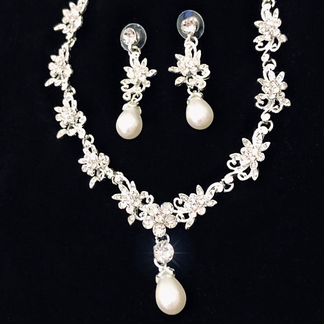 Свадебные / вечерние колье и серьги