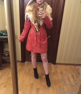 Кожаный плащ с воротником-лисицей