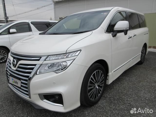 Nissan elgrand 2019