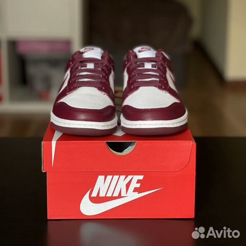 Женские Nike Dunk Low Bordeaux