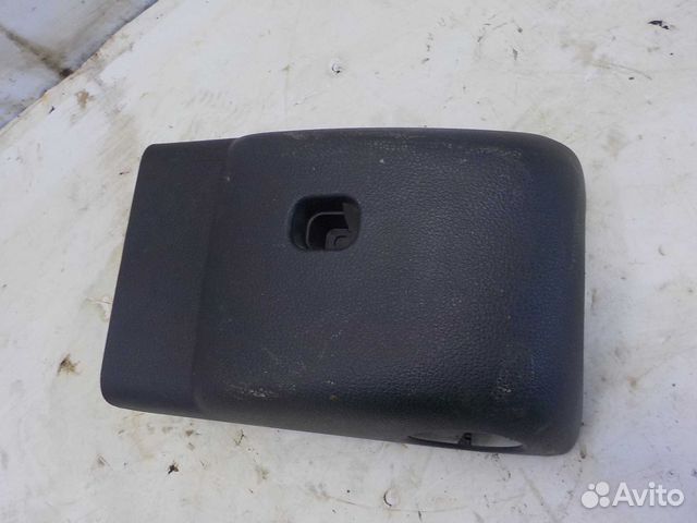 Накладка рулевой колонки нижняя Volkswagen Polo