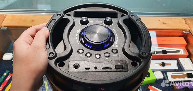 Блютуз колонка большая новая с микрофоном 30вт