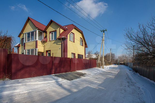 Коттедж 178,1 м² на участке 7,5 сот.