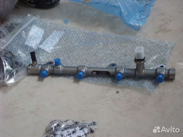 8. Cummins isf2. 8. 8. топливная рампа газель 405 бош.