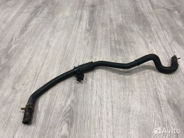 Патрубок системы охлаждения Renault Megane 3