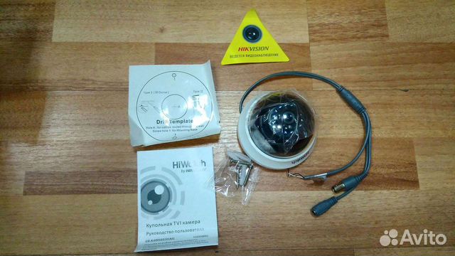 Камеры видеонаблюдения и кронштейны от Hiwatch