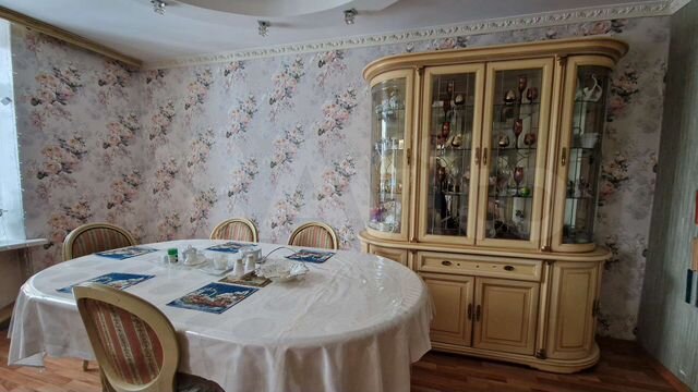 2-к. квартира, 75 м², 3/3 эт.