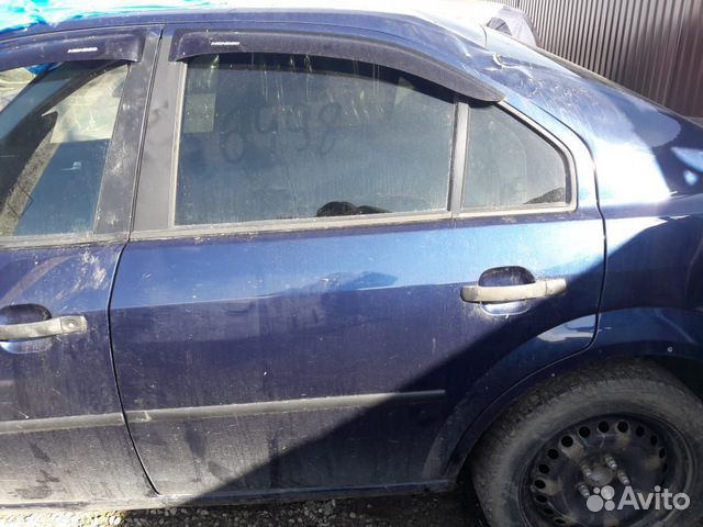 Дверь левая задняя Форд Мондео 3 синяя