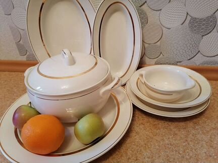 Набор столовой посуды, столовый сервиз новый зик