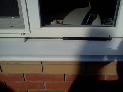 Амортизатор от крышки багажника ниссан х трейл