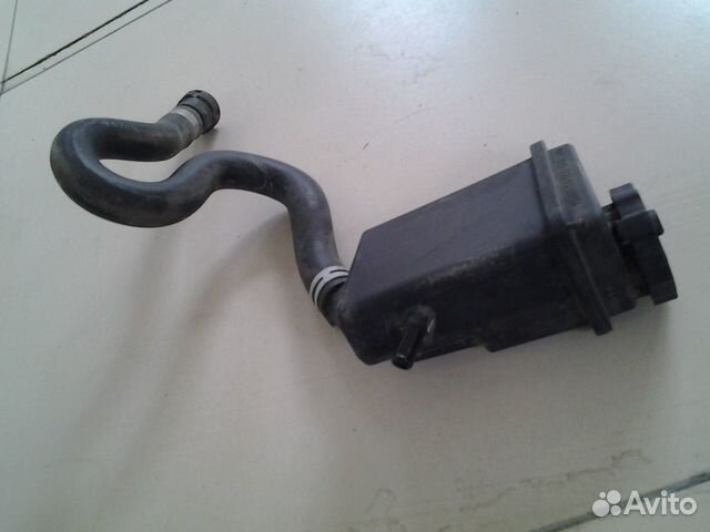 Мерседес W221.2005-2013г. Бачок гидроусилителя в с