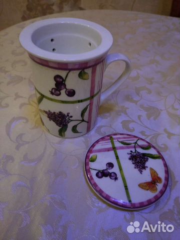 Кружка с керамическим ситечком и крышкой