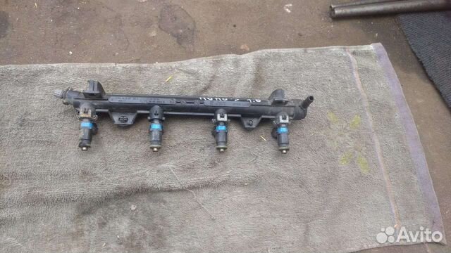 Форсунка топливная.Volkswagen Polo 5.Двиг.1.6.2012