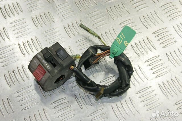 Пульт правый Suzuki GSF 250 Bandit, J705