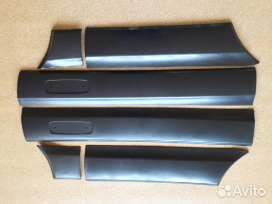 Молдинги, накладки дверей на Нива Шевроле 2123