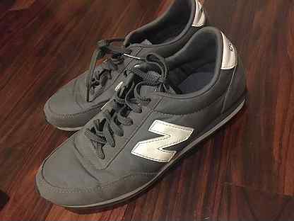 new balance black new