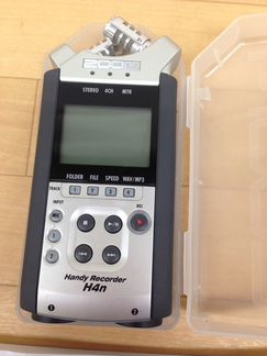 Рекордер Zoom H4n