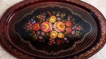 Поднос металлический авторский