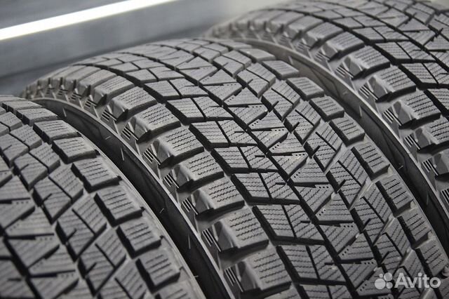 Bridgestone Blizzak DM-V3 215/65 R16 102S