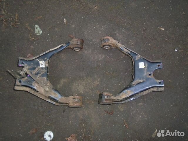 Рычаг пер верхний Mitsubishi Pajero Sport 2