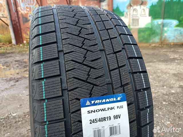 Triangle PL02 245/40 R19 98V