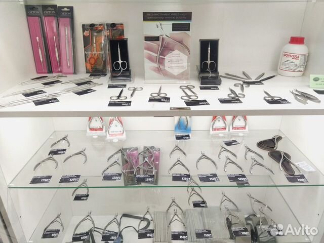 Маникюрные инструменты. Кусачки. Ножницы