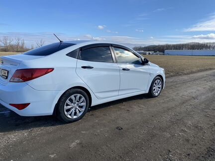 Hyundai Solaris 1.6 AT, 2015, 159 000 км