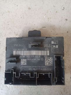 Блок комфорта передний левый VW Golf 7