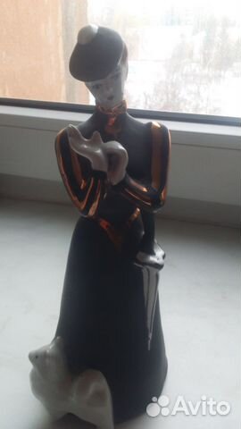 Дама с собачкой в черном