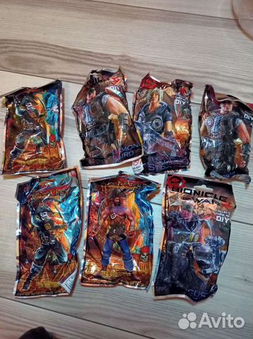 Новые игрушки, пираты и герои