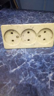 Тройники-розетки и шнуры с вилкой