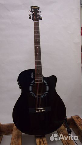 Электроакустическая гитара