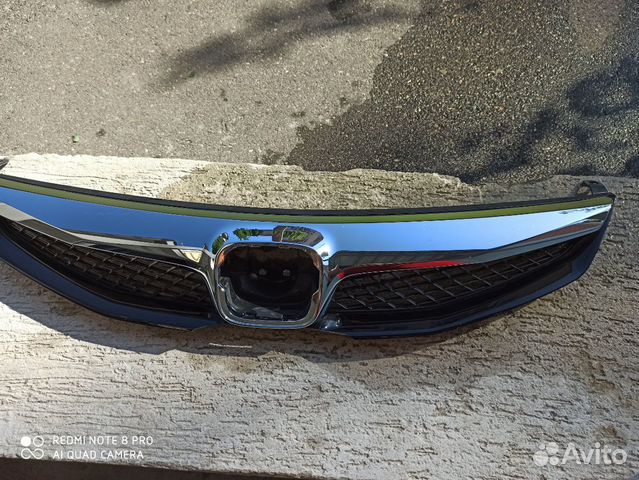 Молдинг решетки радиатора хром Honda civic 2009