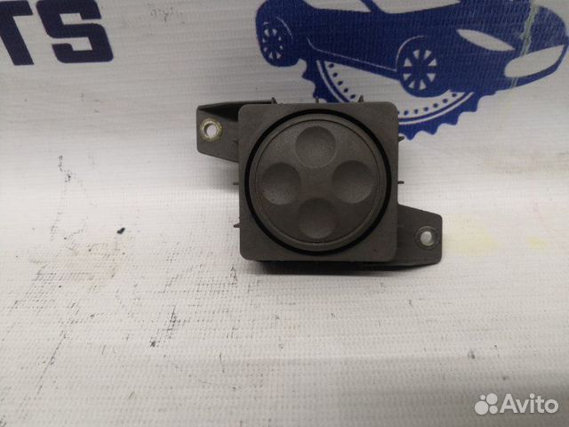 Кнопка управления сиденьем передняя Audi A6