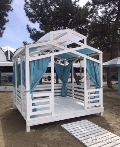 Бунгало и топчаны