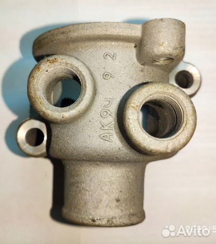 Корпус термостата змз 406,405Евро2, Евро3