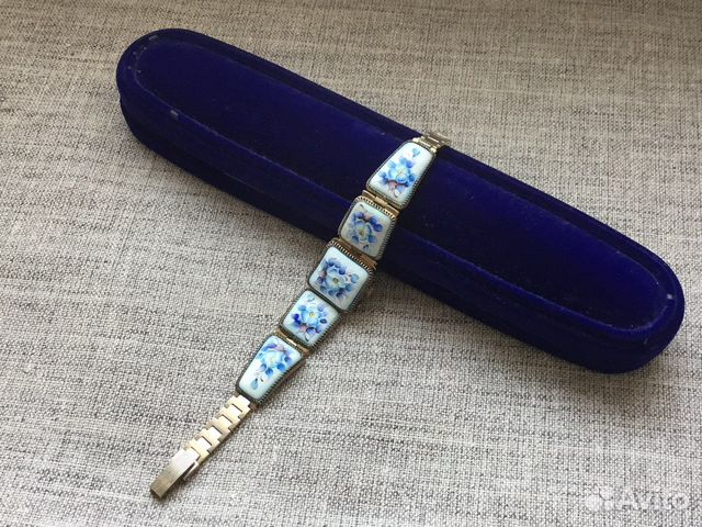 Женские позолоченые часы с финифтью СССР