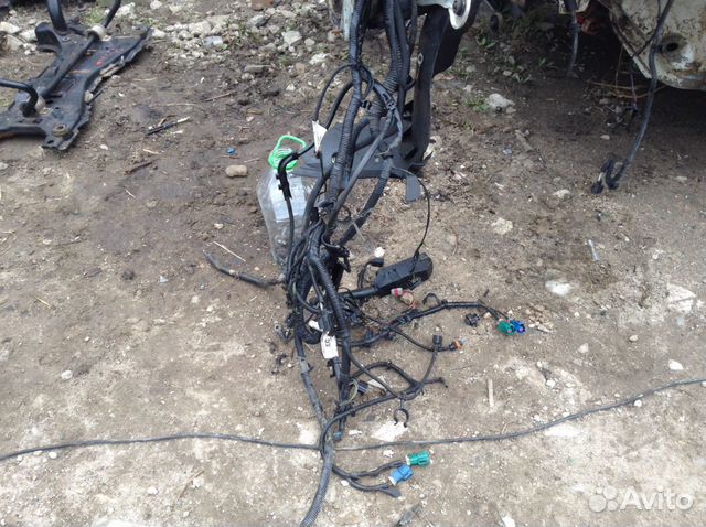 Подкапотная проводка для Форд фокус 2